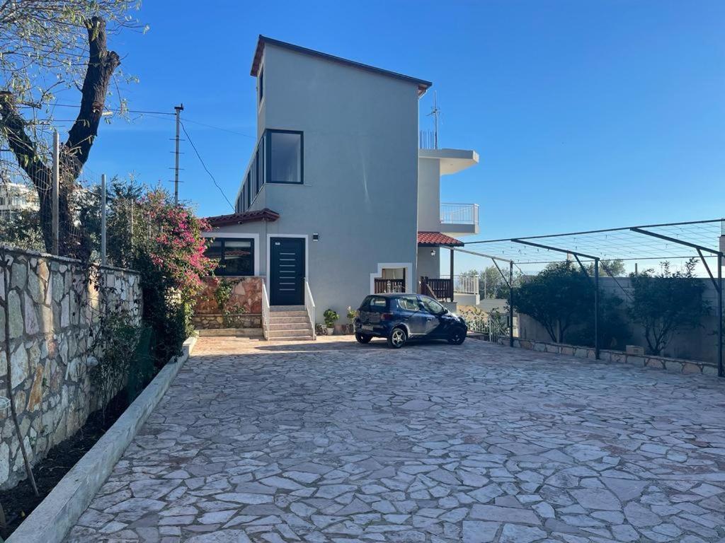 La Maroja View Hotel Dhërmi エクステリア 写真