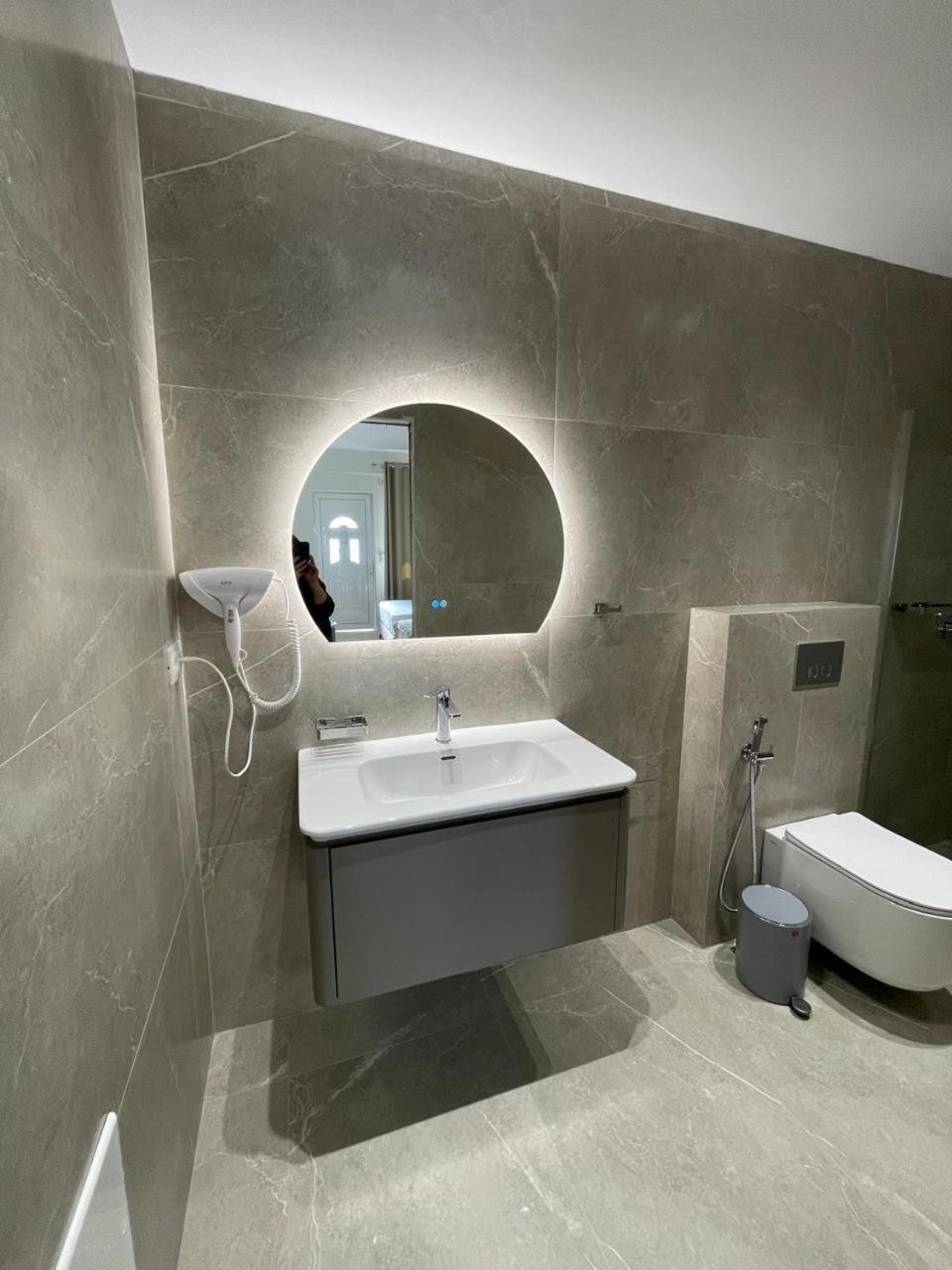 La Maroja View Hotel Dhërmi エクステリア 写真